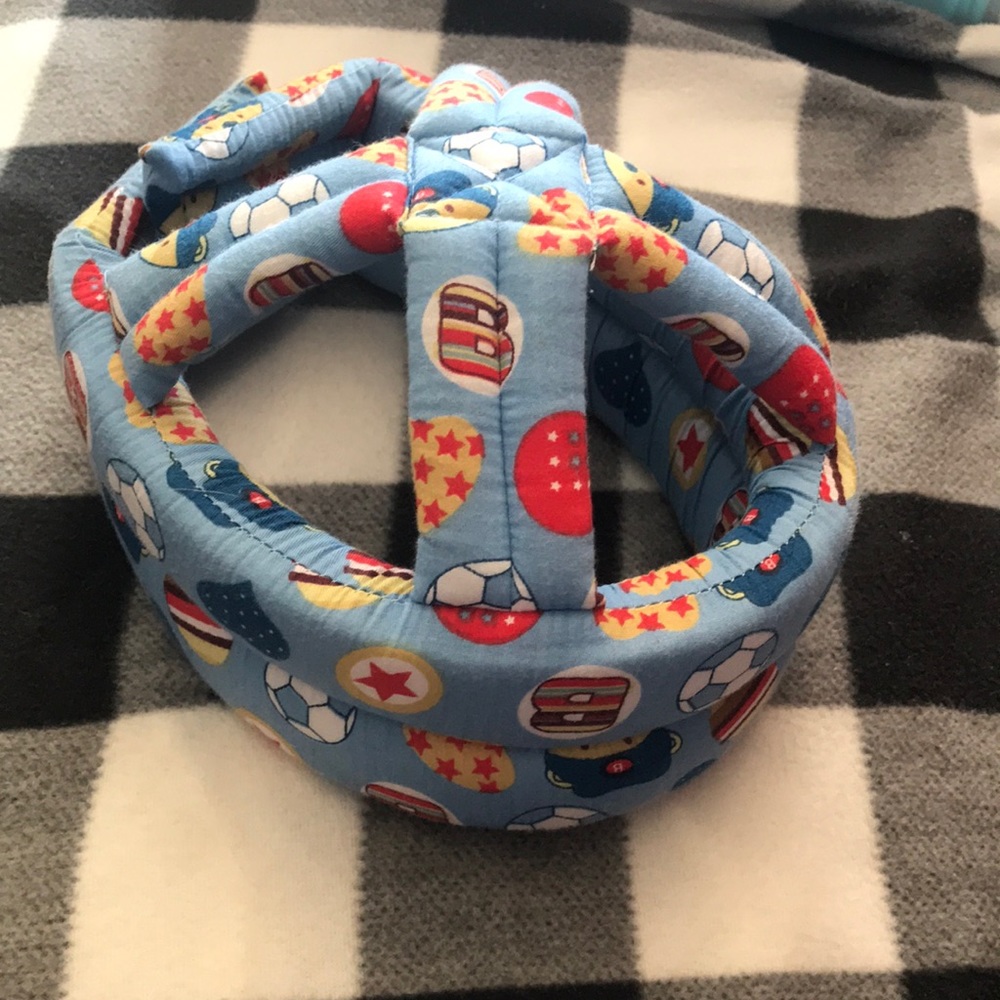 Cotton padded bumper helmet Velcro adjustable